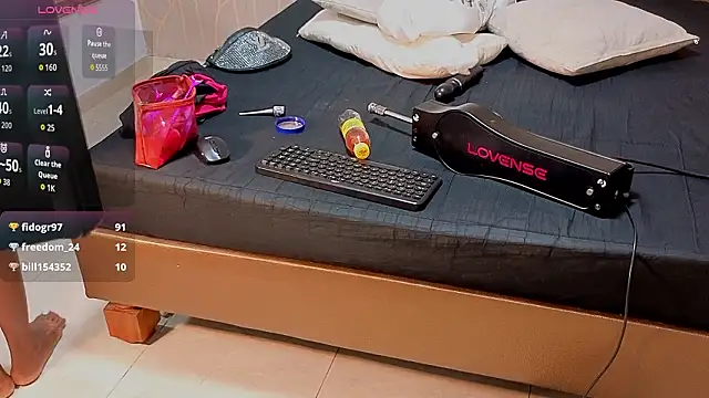 Anamonrroe online show from March 8, 2026, 2:04 am