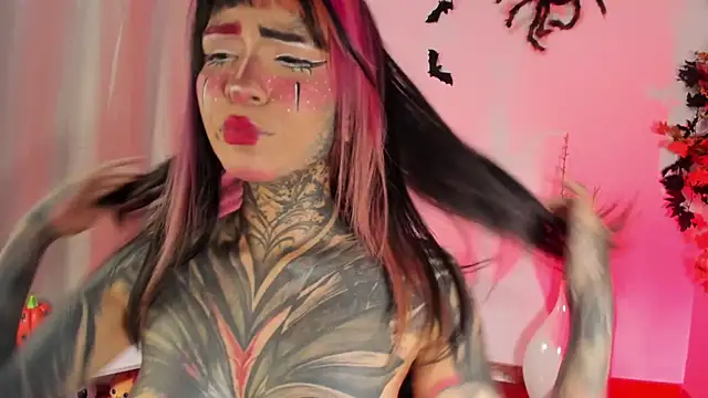 Snapshot of Nickidoll66- chatting on October 18, 2025, 5:21 am Nickidoll66- online show from October 18, 2025, 5:21 am