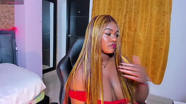 Snapshot of Keishe_ chatting on December 3, 2025, 7:23 pm Keishe online show from December 3, 2025, 7:23 pm