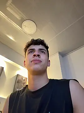 Snapshot of AdrianRinaldi chatting on November 20, 2025, 8:08 pm AdrianRinaldi online show from November 20, 2025, 8:08 pm