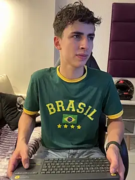 Snapshot of AdrianRinaldi chatting on November 22, 2025, 8:08 pm AdrianRinaldi online show from November 22, 2025, 8:08 pm