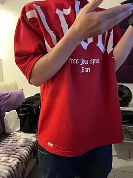 Snapshot of AdrianRinaldi chatting on November 24, 2025, 7:57 pm AdrianRinaldi online show from November 24, 2025, 7:57 pm