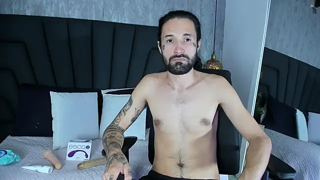 Hisoka 011 online show from November 20, 2025, 10:20 pm