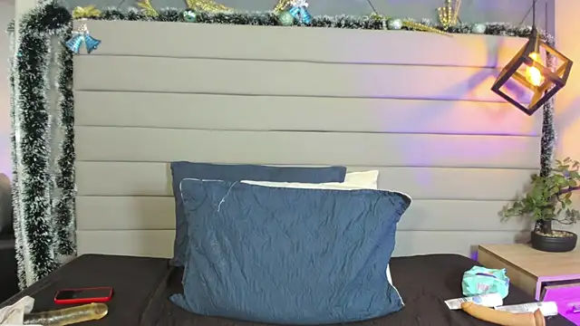 Hisoka 011 online show from January 8, 2026, 9:00 am