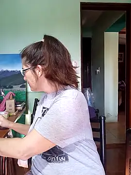 Merida2276 online show from October 31, 2025, 8:21 pm