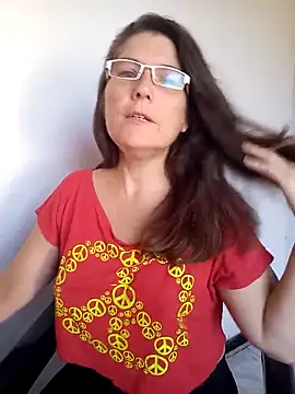 Merida2276 online show from December 18, 2025, 11:27 am