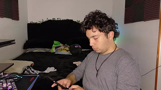 Snapshot of Conor_Taylor chatting on April 10, 2026, 2:44 pm Conor Taylor online show from April 10, 2026, 2:44 pm