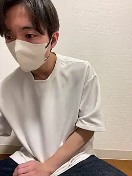 Yuma0718 online show from February 3, 2026, 9:03 am