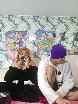 Snapshot of hot_lady19 chatting on October 23, 2025, 2:49 pm hot lady19 online show from October 23, 2025, 2:49 pm