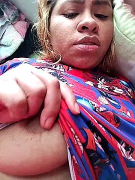 Snapshot of hot_lady19 chatting on November 13, 2025, 3:55 pm hot lady19 online show from November 13, 2025, 3:55 pm