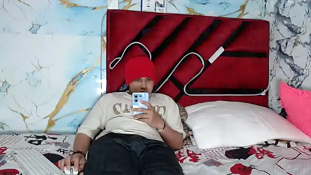 Snapshot of hot_lady19 chatting on February 2, 2026, 5:55 pm hot lady19 online show from February 2, 2026, 5:55 pm