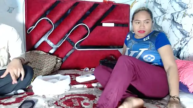 Snapshot of hot_lady19 chatting on February 26, 2026, 8:30 pm hot lady19 online show from February 26, 2026, 8:30 pm