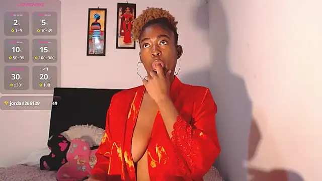 Snapshot of AdrianaCampbelll chatting on October 19, 2025, 5:52 am AdrianaCampbelll online show from October 19, 2025, 5:52 am