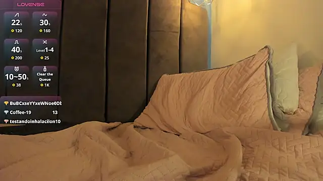 Oscar and dani online show from April 11, 2026, 7:45 am