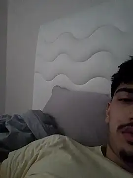 Snapshot of BichromeNonmetal chatting on January 15, 2026, 7:24 am BichromeNonmetal online show from January 15, 2026, 7:24 am