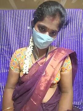 Snapshot of Tamil_Jillu chatting on May 13, 2026, 4:48 pm Tamil Jillu online show from May 13, 2026, 4:48 pm