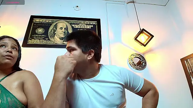 naomi campbel  online show from February 5, 2026, 8:46 pm