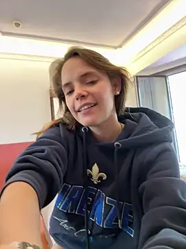 Snapshot of Wildmaca chatting on October 11, 2025, 3:54 pm Wildmaca online show from October 11, 2025, 3:54 pm