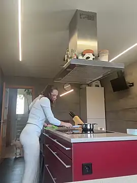 Snapshot of Wildmaca chatting on November 21, 2025, 10:58 am Wildmaca online show from November 21, 2025, 10:58 am