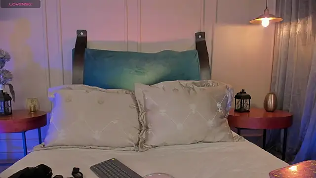 Snapshot of NaishaFord_1 chatting on October 11, 2025, 3:06 am NaishaFord 1 online show from October 11, 2025, 3:06 am