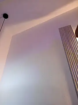 Elowen Clark online show from March 24, 2026, 7:41 pm