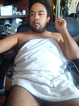 Hotknight online show from May 14, 2026, 10:49 pm