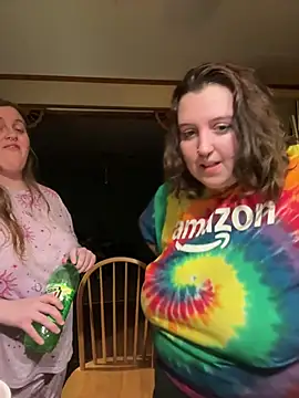 Snapshot of vanessraine chatting on January 18, 2026, 9:35 am vanessraine online show from January 18, 2026, 9:35 am