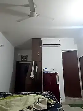 Yourrambo online show from April 6, 2026, 6:09 pm