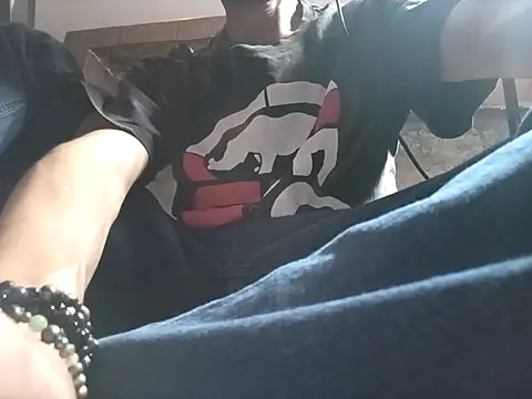 githot online show from September 25, 2025, 10:19 am