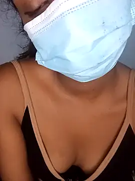 Snapshot of kissy_doll chatting on October 1, 2025, 1:28 pm kissy doll online show from October 1, 2025, 1:28 pm