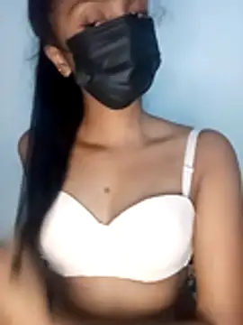 Snapshot of kissy_doll chatting on October 13, 2025, 6:52 pm kissy doll online show from October 13, 2025, 6:52 pm