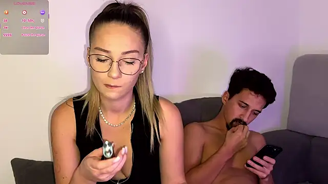 Snapshot of ScarlettSmithX chatting on November 2, 2025, 8:00 pm ScarlettSmithX online show from November 2, 2025, 8:00 pm