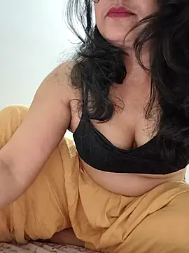 CUTE-PX online show from April 16, 2026, 3:40 am