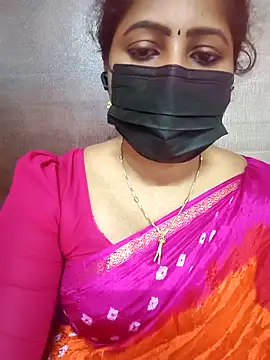 Snapshot of vasundhara26 chatting on April 4, 2026, 8:45 am vasundhara26 online show from April 4, 2026, 8:45 am