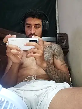 Alexsexygamer online show from April 7, 2026, 1:28 am