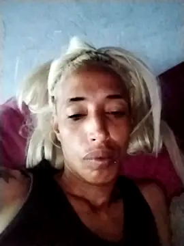 catrina love online show from September 27, 2025, 12:54 pm