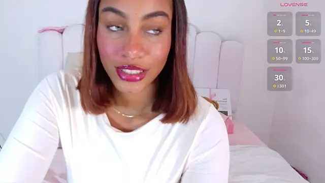 Snapshot of Sofia_Stanley chatting on March 26, 2026, 4:07 am Sofia Stanley online show from March 26, 2026, 4:07 am