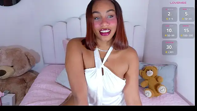 Snapshot of Sofia_Stanley chatting on April 3, 2026, 3:37 am Sofia Stanley online show from April 3, 2026, 3:37 am