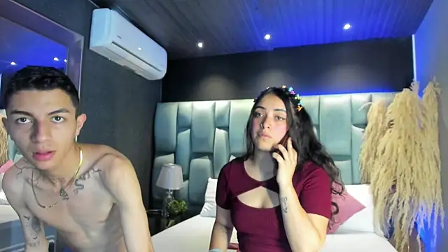 NickandAbby  online show from May 26, 2026, 9:00 pm