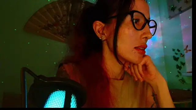 KiotoShine online show from December 4, 2025, 4:38 pm