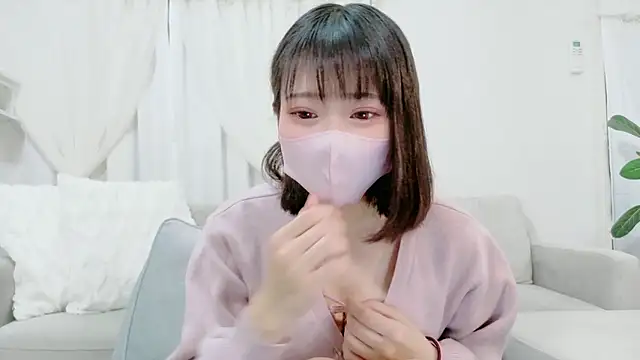 Snapshot of anone10101 chatting on May 5, 2026, 2:25 pm anone10101 online show from May 5, 2026, 2:25 pm