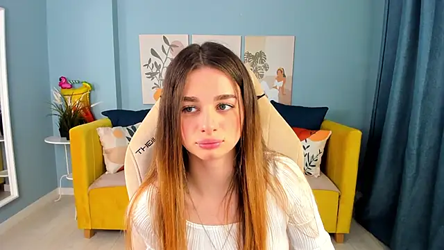 Snapshot of SweetyLicky chatting on September 21, 2025, 4:30 pm SweetyLicky online show from September 21, 2025, 4:30 pm