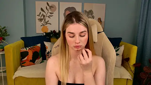 Snapshot of SweetyLicky chatting on December 18, 2025, 4:13 pm SweetyLicky online show from December 18, 2025, 4:13 pm