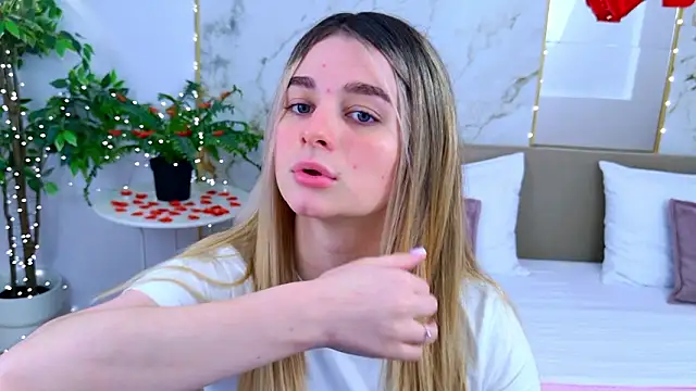 Snapshot of SweetyLicky chatting on February 8, 2026, 3:59 pm SweetyLicky online show from February 8, 2026, 3:59 pm