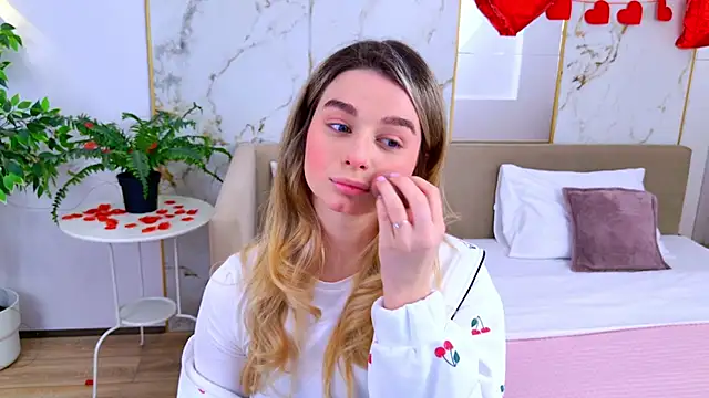 Snapshot of SweetyLicky chatting on February 11, 2026, 4:12 pm SweetyLicky online show from February 11, 2026, 4:12 pm