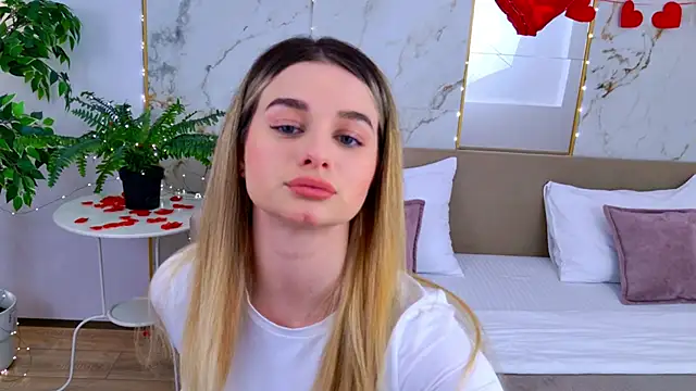 Snapshot of SweetyLicky chatting on February 14, 2026, 6:26 pm SweetyLicky online show from February 14, 2026, 6:26 pm