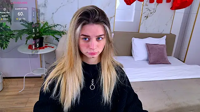 Snapshot of SweetyLicky chatting on February 15, 2026, 4:03 pm SweetyLicky online show from February 15, 2026, 4:03 pm