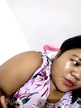 big booty15 online show from November 30, 2025, 12:31 pm