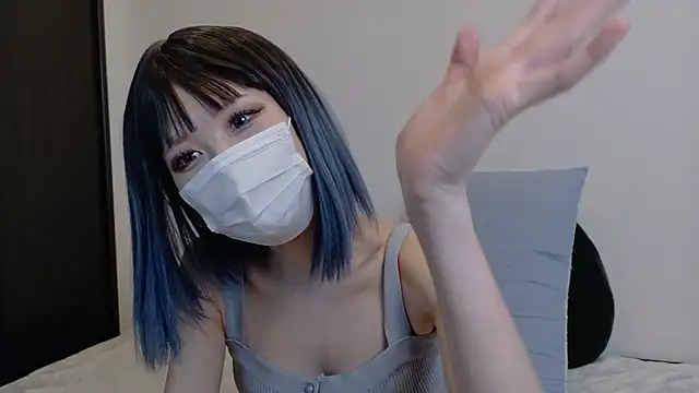 Snapshot of sarina_at chatting on July 10, 2026, 9:34 am sarina at online show from July 10, 2026, 9:34 am
