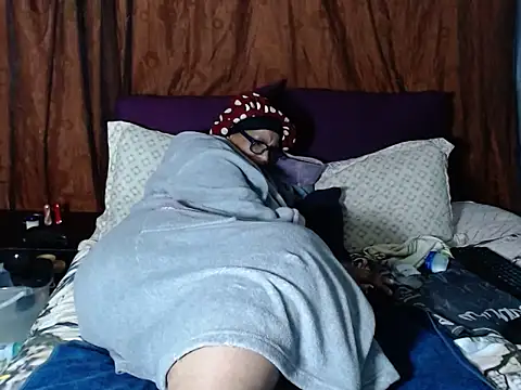 Snapshot of BOUNCINGASSX chatting on September 12, 2025, 12:11 am BOUNCINGASSX online show from September 12, 2025, 12:11 am